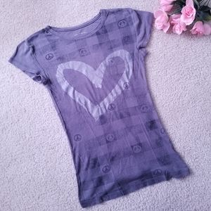Arizona Grey Heart Peace Sign Gingham Short Sleeve Tshirt